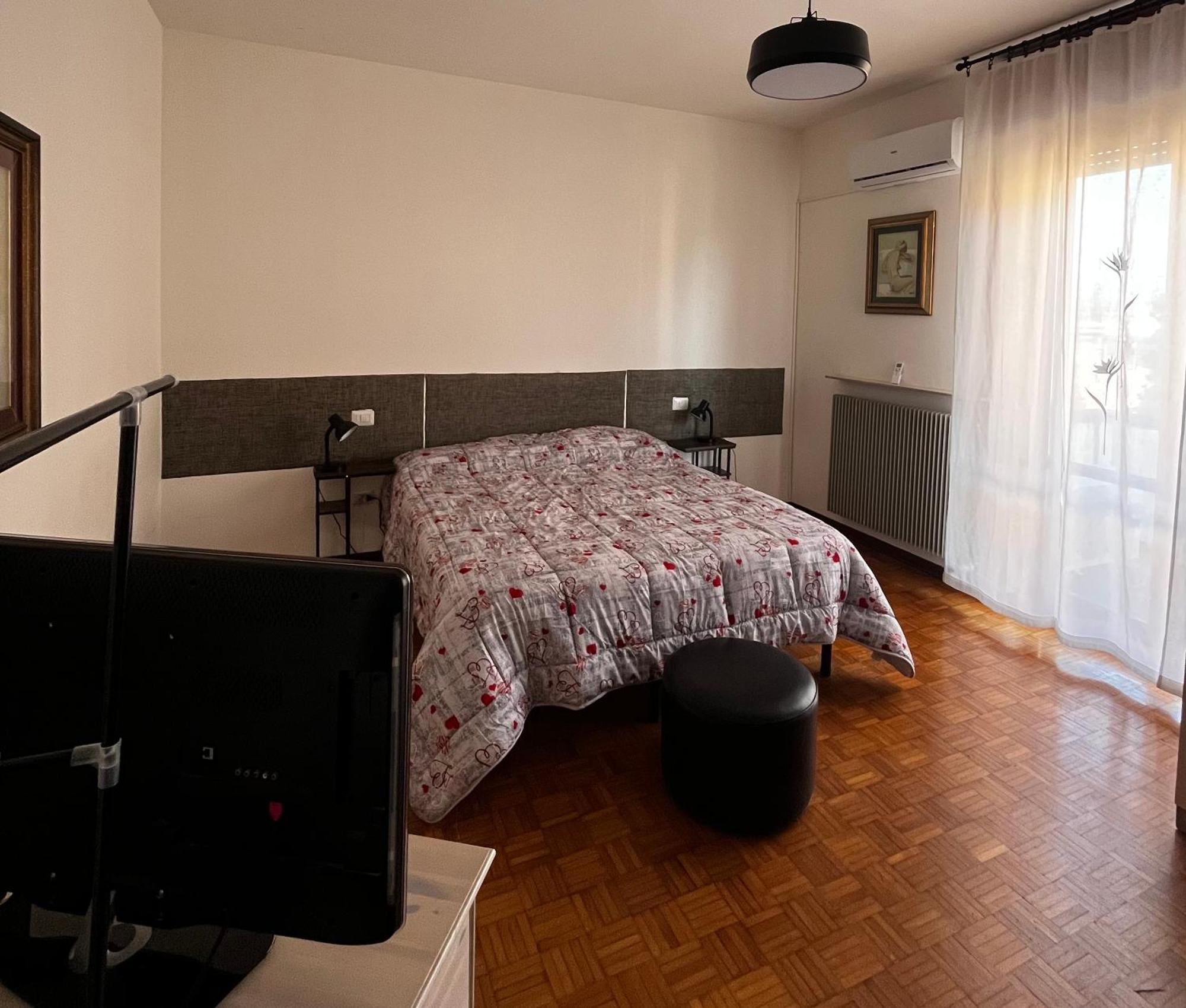 Bed and Breakfast R&B Emilia Cadeo Exteriér fotografie